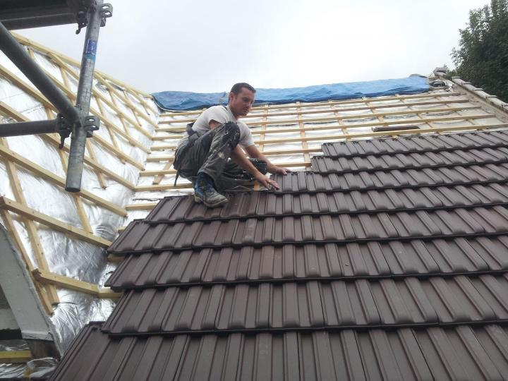 Rénovation partielle ou totale de votre toiture.